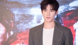 杨洋最新爆料杨超越,揭秘两人背后的故事与情感纠葛