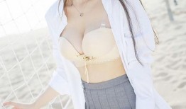娱乐吃瓜美女模特,揭秘吃瓜美女模特的时尚传奇