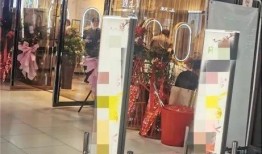 理发店最新爆料银川店,揭秘神秘网红店背后的故事！”