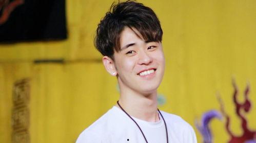 新浪娱乐八卦吃瓜博主,新浪八卦博主带你领略幕后风云